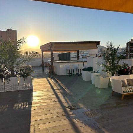 Atico Con Enorme Terraza Y Chill Out Particular Apartment Бенидорм Екстериор снимка