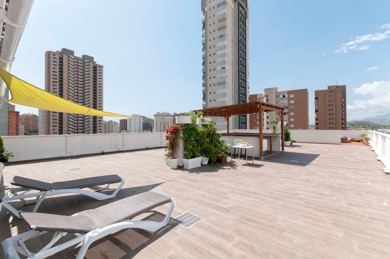 Atico Con Enorme Terraza Y Chill Out Particular Apartment Бенидорм Екстериор снимка